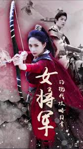 他把红酒倒入我的花蕊影视海报